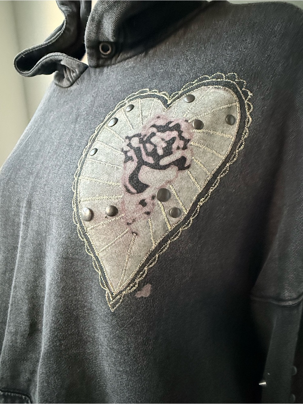Free People Royal Heart Hooded Sweatshirt NWOT - Picture 4 of 13